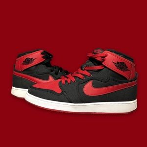 Air Jordan 1 Retro KO Bred Size 10